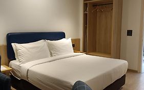 The Legend Inn Delhi